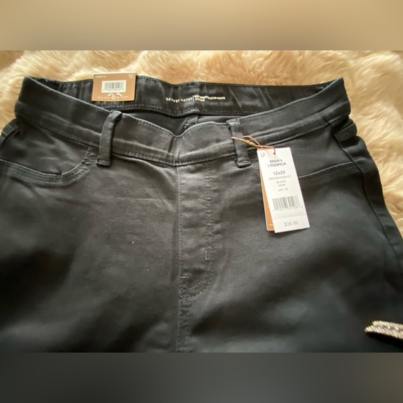 BNWT Denver Hayes Women's Mid Rise
Skinny Pull On Jeggings size 12/29 - Picture 5 of 5
